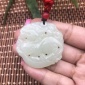 天然新疆和田玉貔貅男女款吊坠双面工招财元宝白玉貔貅附证书批发